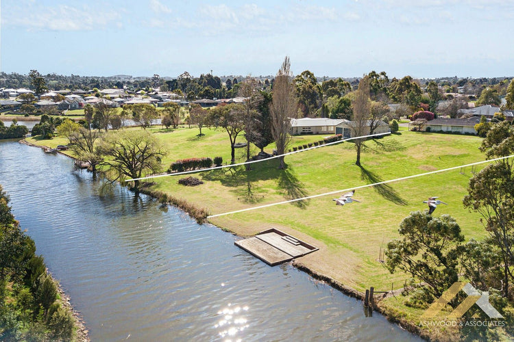 Lucknow, VIC